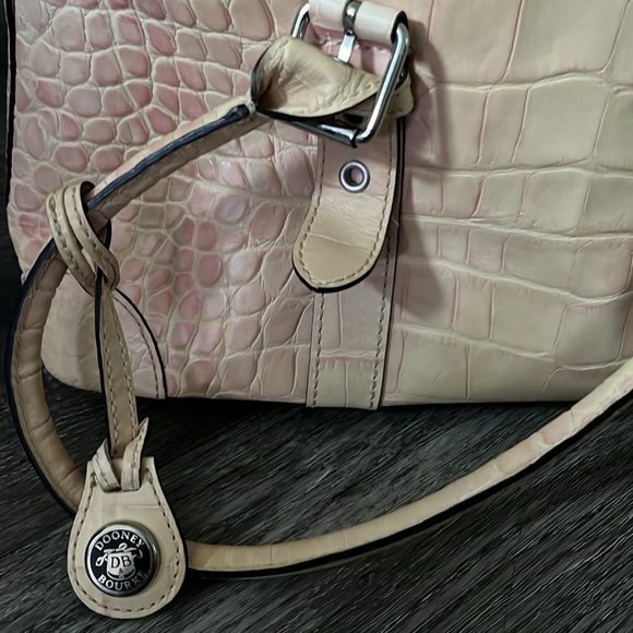 Dooney & Burke alligator print purse - Picture 8 of 9